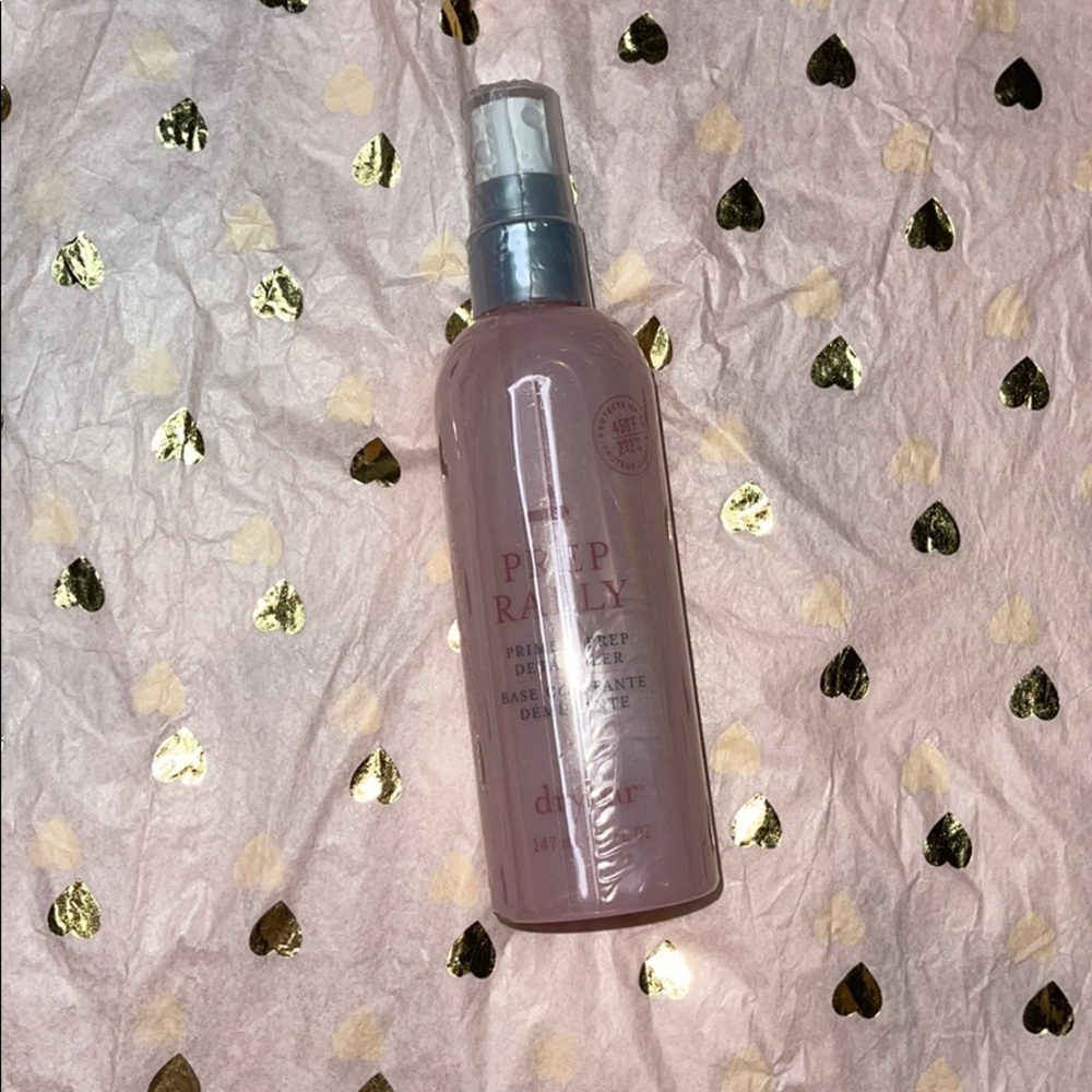 ✨NEW DRYBAR DETANGLER✨